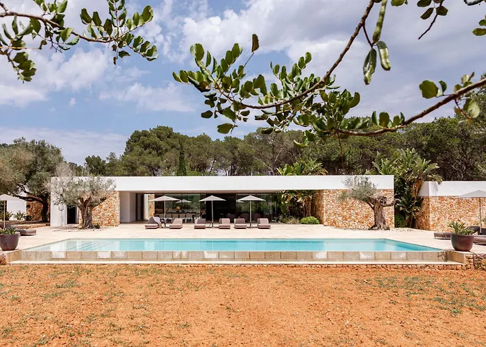 Calma Villa Sant Llorenc de Balafia