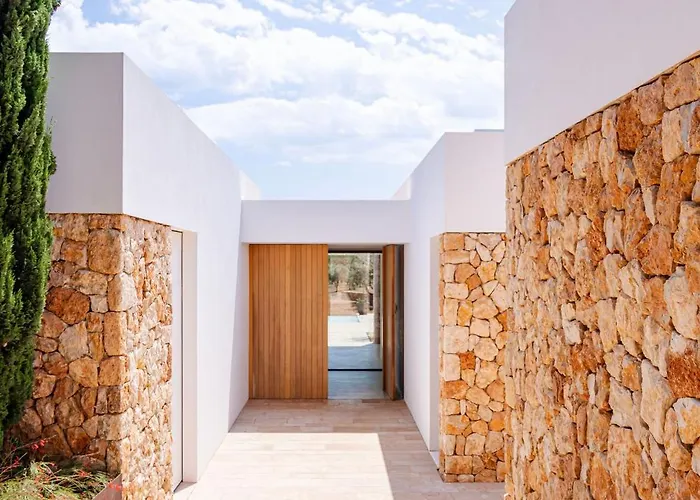 Calma Villa Sant Llorenc de Balafia