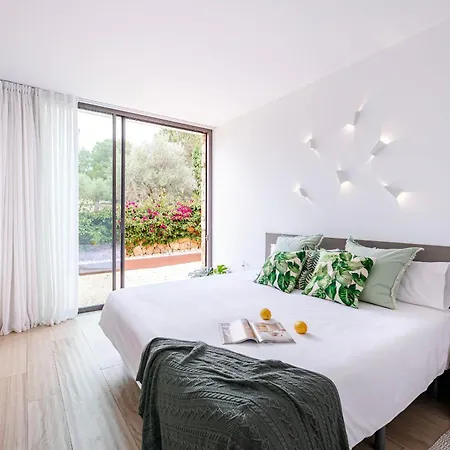 Calma * 산트 요렌소 드 발라피아