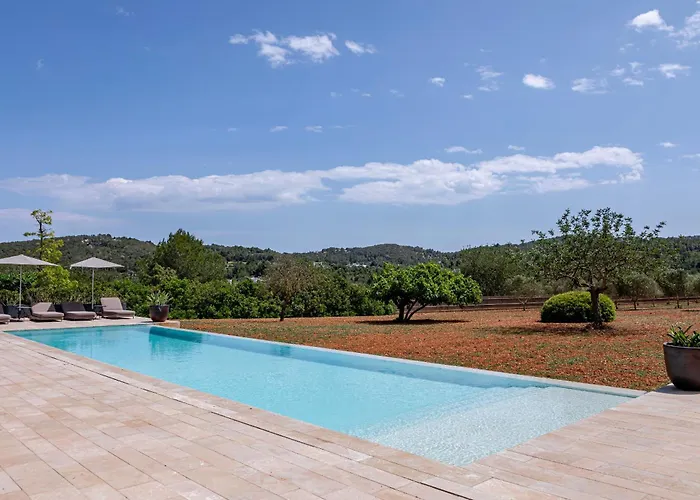 Calma Villa Sant Llorenc de Balafia